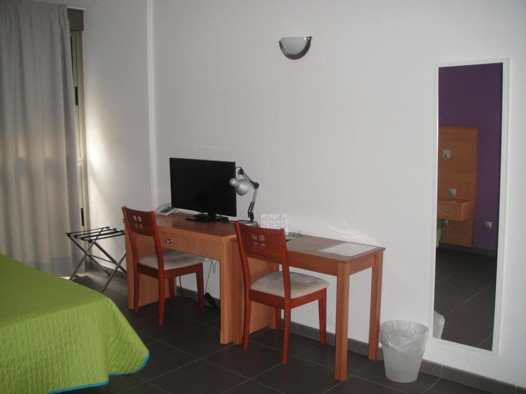 לאס פאלמס דה גראן קנאריה Mhc Arenales Hotel מראה חיצוני תמונה